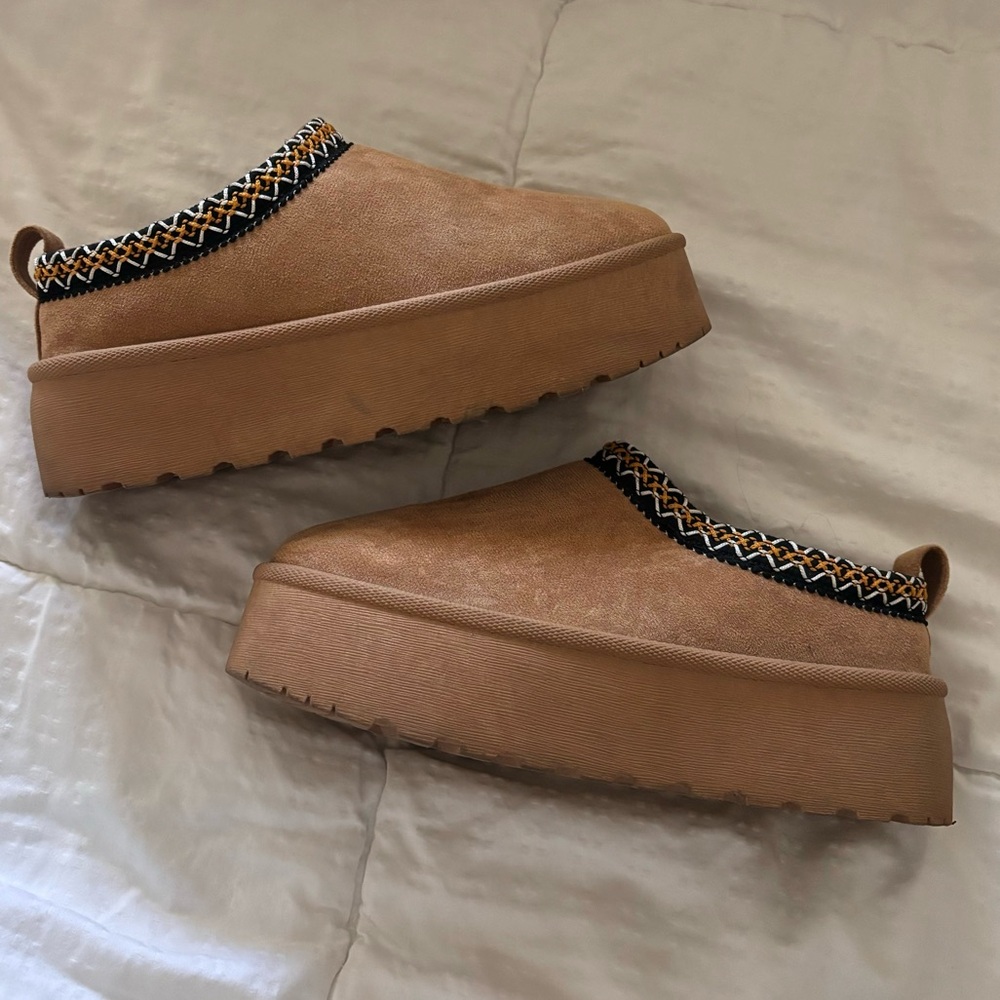 Platform Tazman Slippers